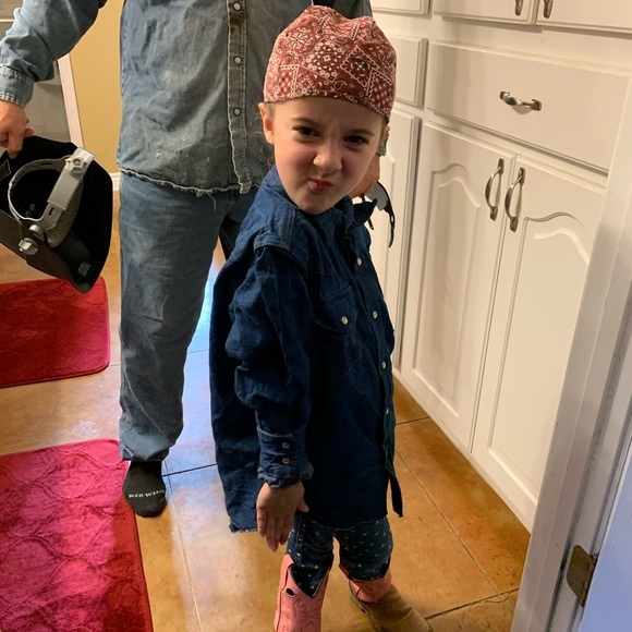 Meet your Posher, Misty - Picture 11 of 16